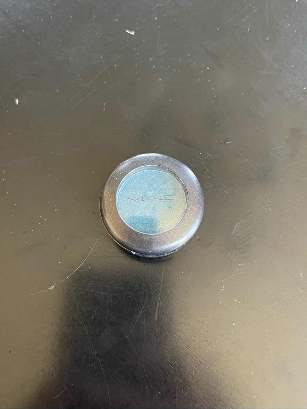 MAC Pompous Blue Velvet Eye Shadow